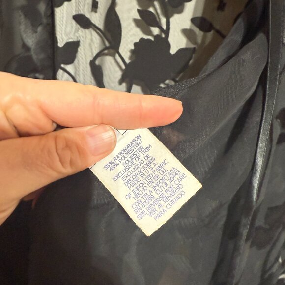 Vintage Onyx Nite by Wendye Chaitin sheer floral open-front cardigan in black - Picture 5 of 6